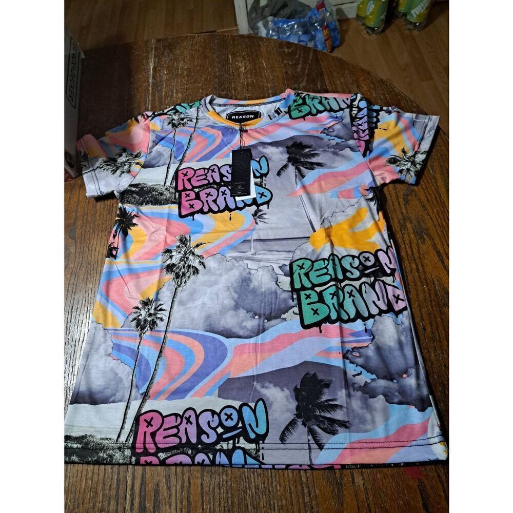 New Medium Reason Short Sleeve Crew Neck Pullover Streetwear Tee Tshirt Graffiti